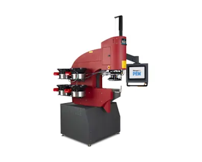 Die Haeger 824 OneTouch5e Einpressmaschine mit 4-Positionen-Werkzeugwechsler und 4-Wege-Automatikzuführung für Einpressbefestiger.