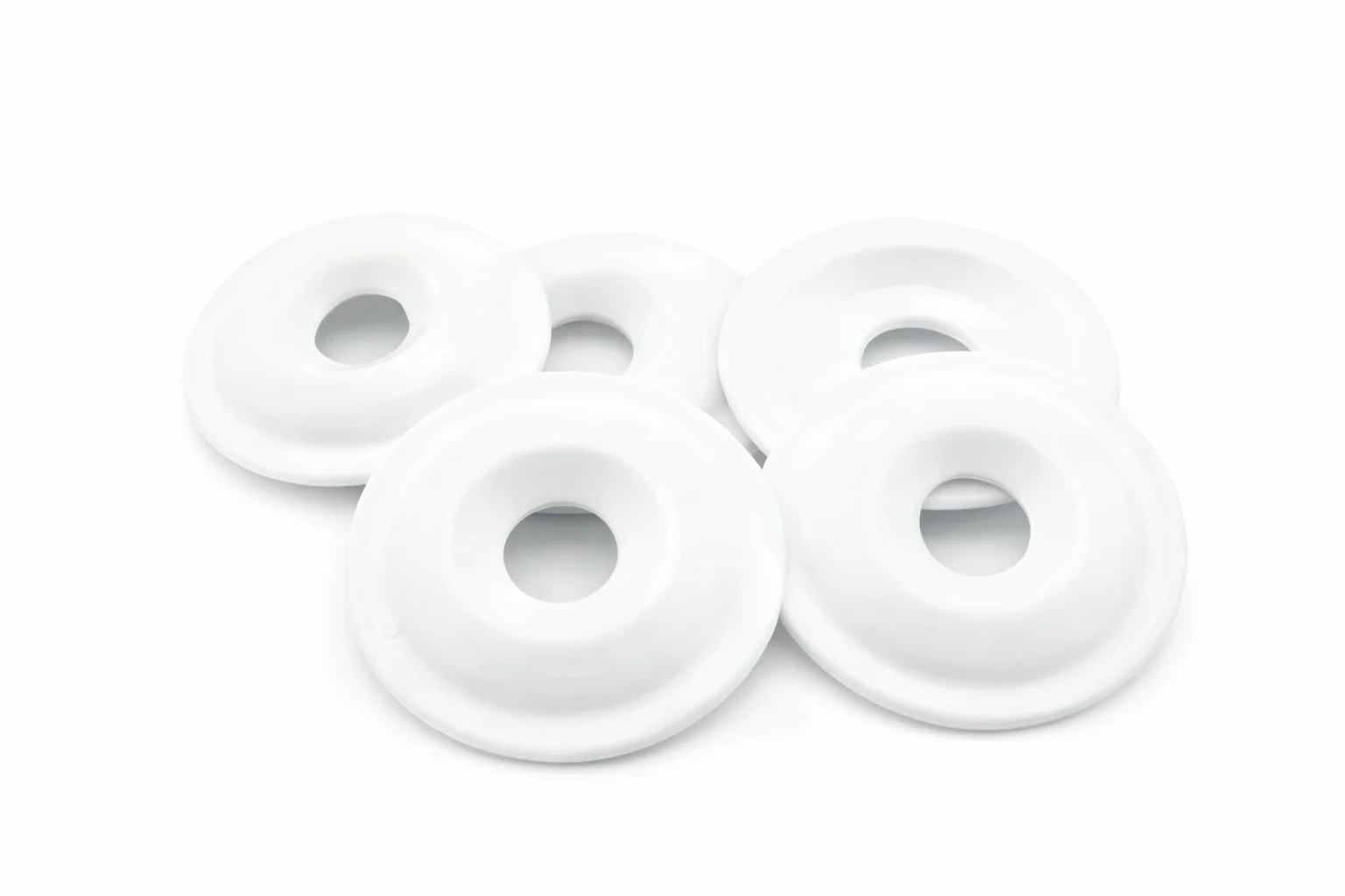 Weisse Teile mit organischer Beschichtung