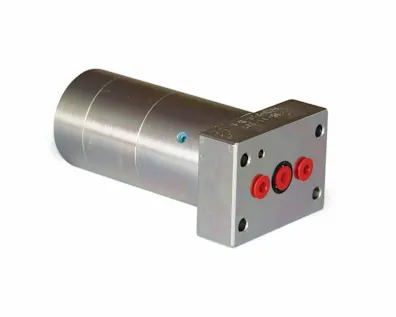 A miniBOOSTER HC3-D series single acting pressure intensifier for hydraulic systems built in modular design, shown on white background
