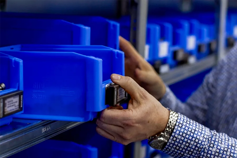 SmartBin hos BJ Gear