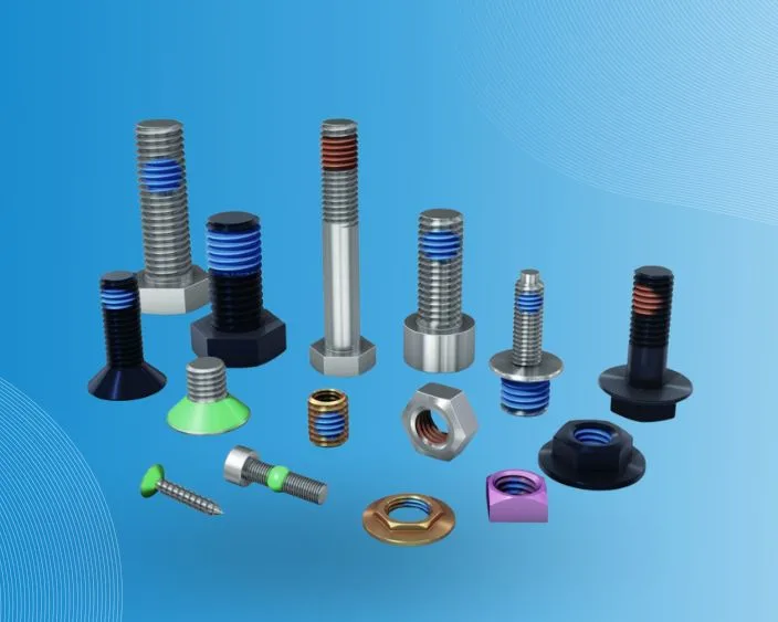 Sortiment an TufLok® Schrauben und Muttern mit farbigen Vorbeschichtungen auf blauem Hintergrund.