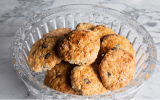 tmqgyvui.oii377A3738