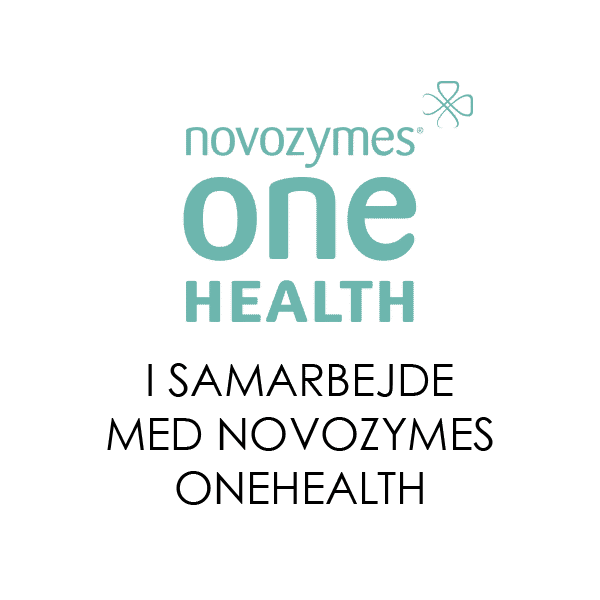 Her ses en hvid baggrund. Øverst ses NovoZymes One Health i turkis og nedenunder ses en sort tekst.