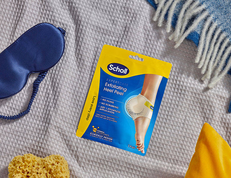 Her ses en pakke med fodmasker fra Scholl.