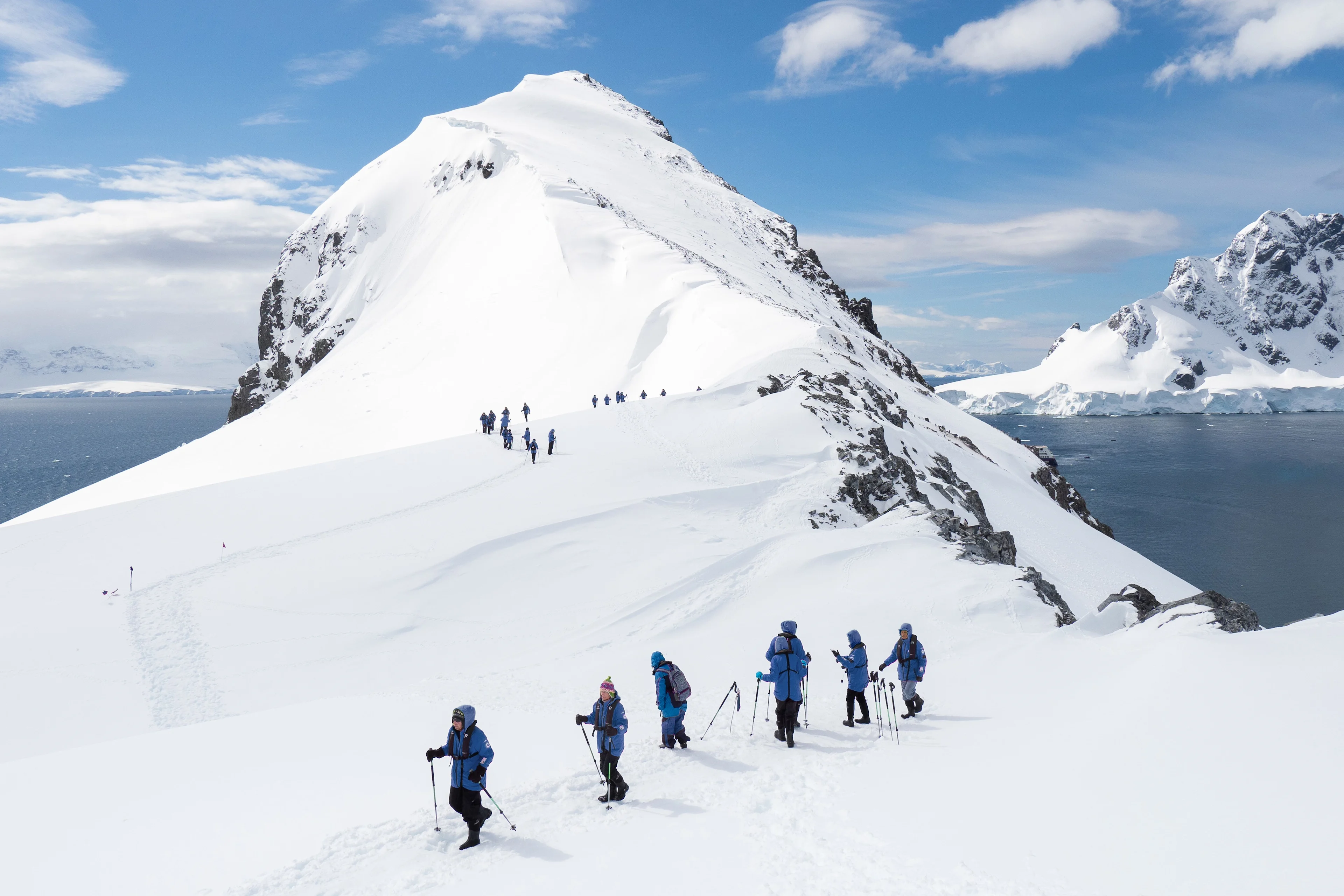 Hike-Orne-Harbour-Antarctica--HGR-131061- Photo Espen Mills-Blue Coats