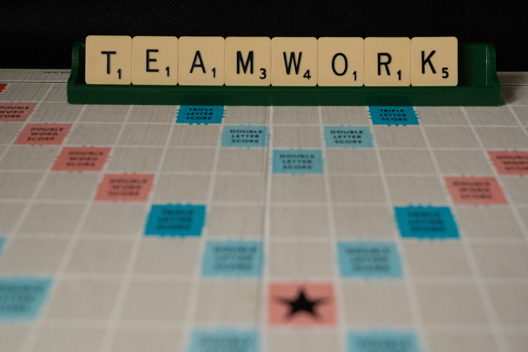 a game with stones saying teamwork.