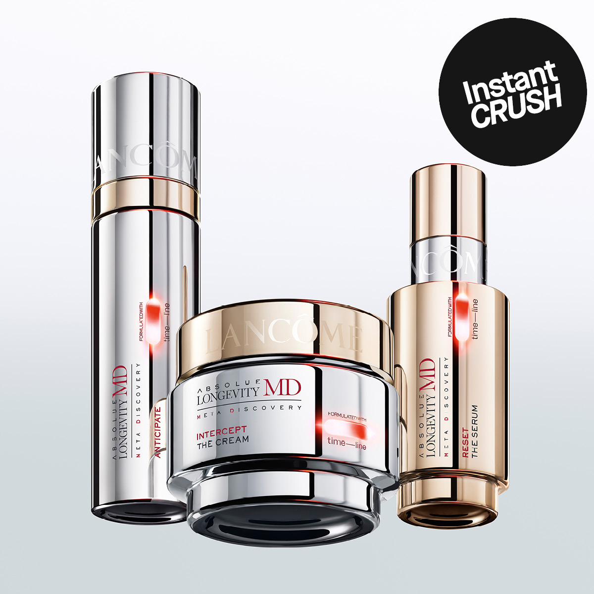 Hudpleieprodukter fra Lancôme Absolue Longevity MD mot en lys bakgrunn. Tekst: «Instant CRUSH».