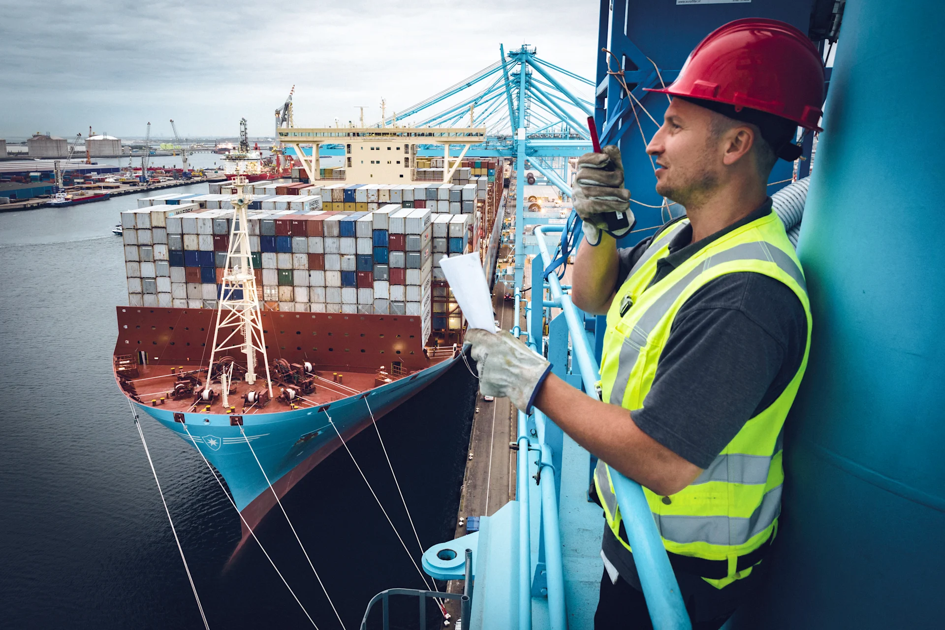 170612 APM Terminals Rotterdam welcomes MADRID MAERSK on maiden voyage