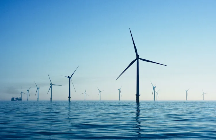 White electic windmill