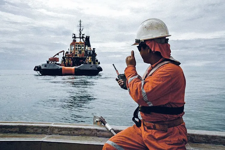 1475-svitzer-communication-20051108-1231 1024x768-min