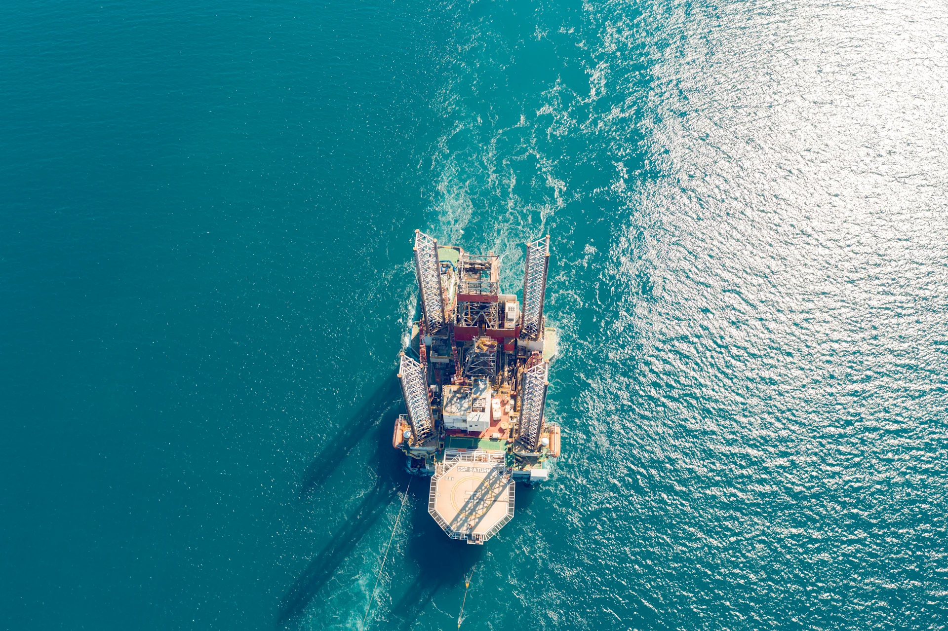 jack-up-rig-drone-view