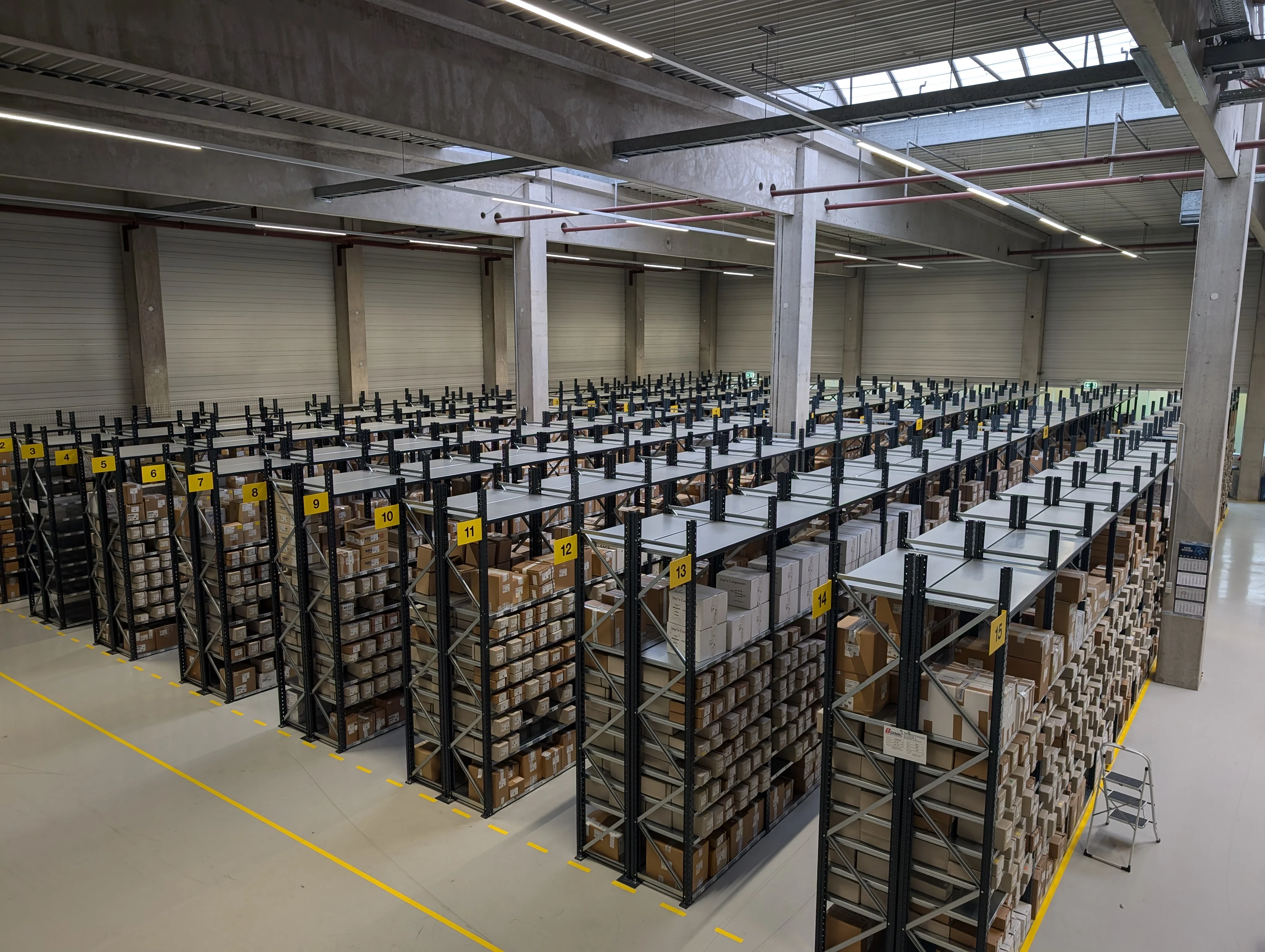 The Bossard Aerospace Munich warehouse with racks and full of goods