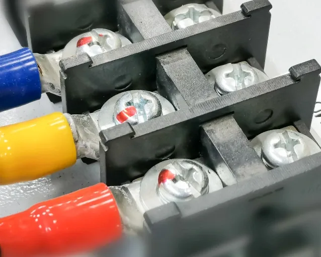 kabelsko installeret i applikation