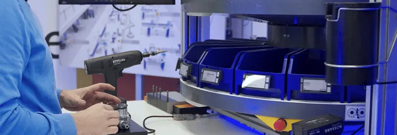 
Tournevis connecté et système de tour pour pièces C