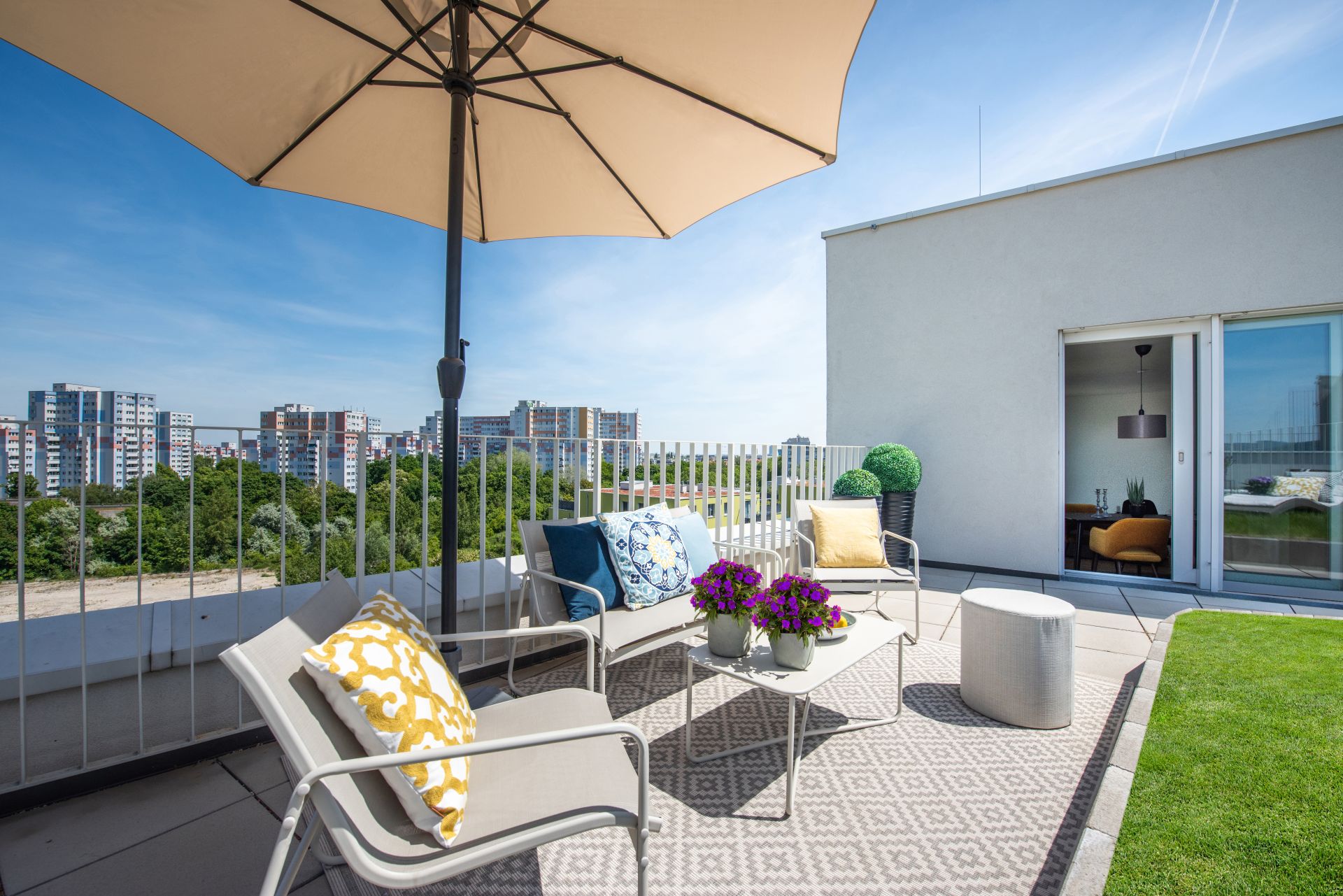 Terrassenwohnung mit Gartenstück