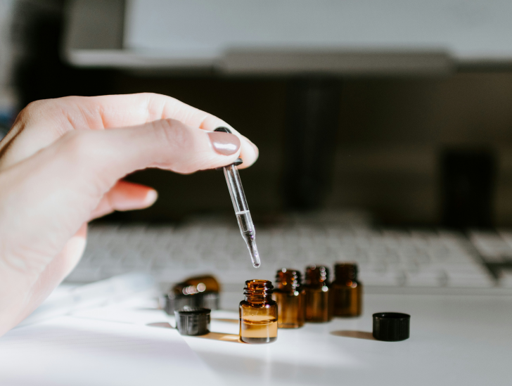 Indholdsstoffer i hudpleje og kosmetik – det skal du vide