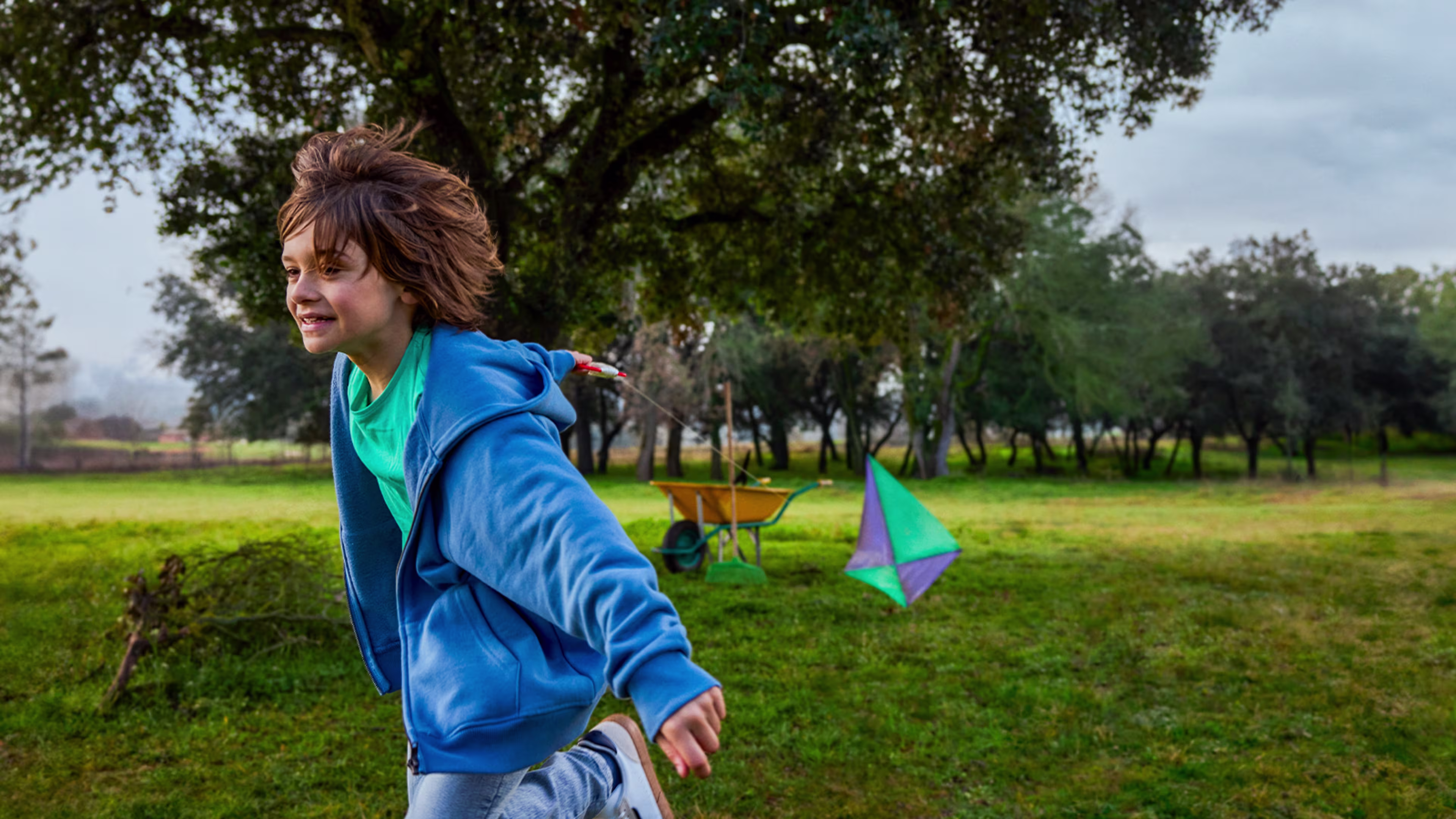 Fortum BoyWithAKite 1600x900