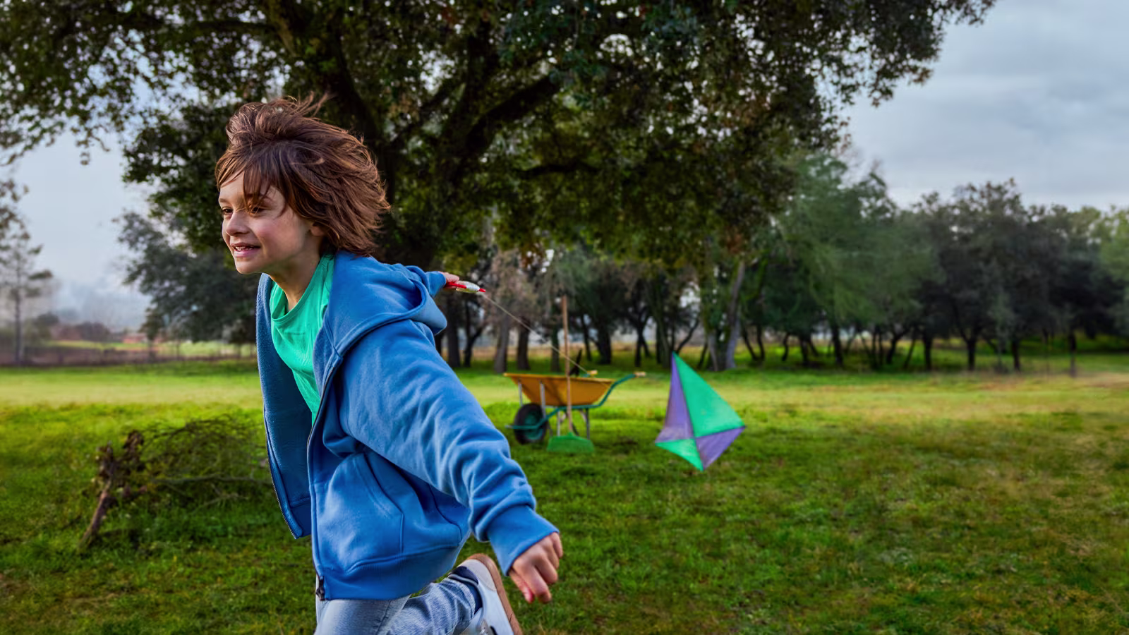 Fortum BoyWithAKite 1600x900