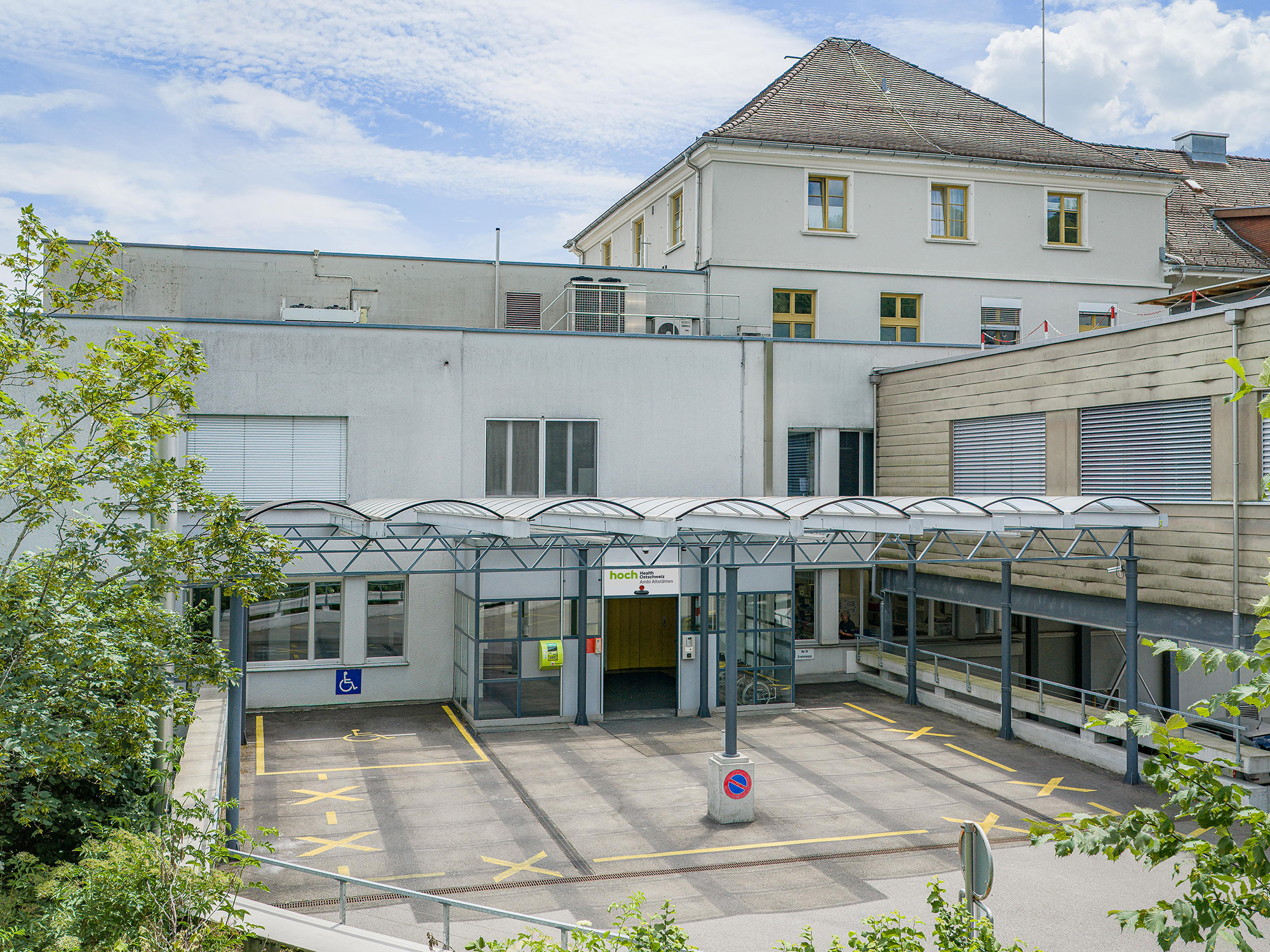 Ambi Altstaetten Eingang bearbeitet WEB 02