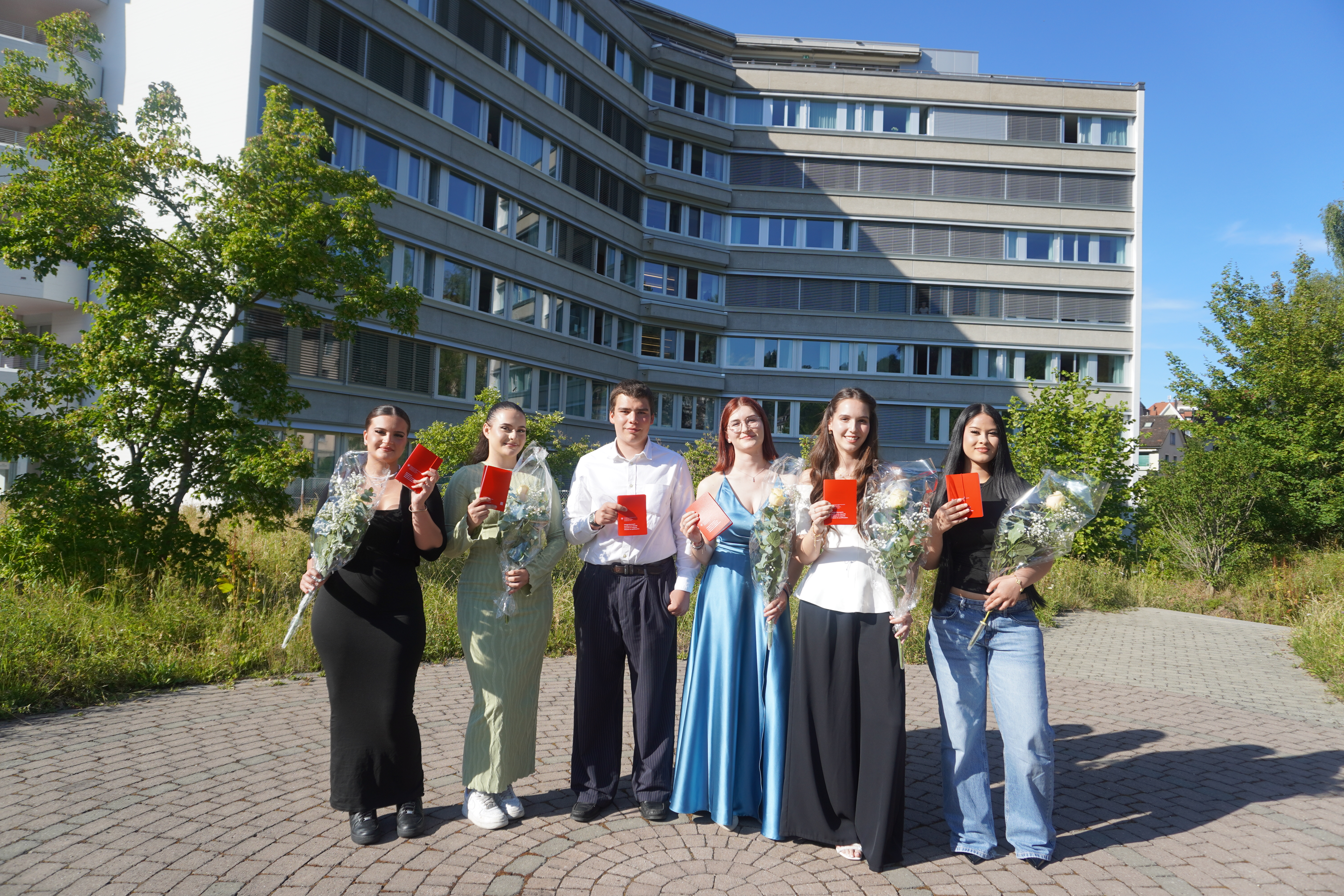 Herzliche Gratulation zum erfolgreichen Lehrabschluss