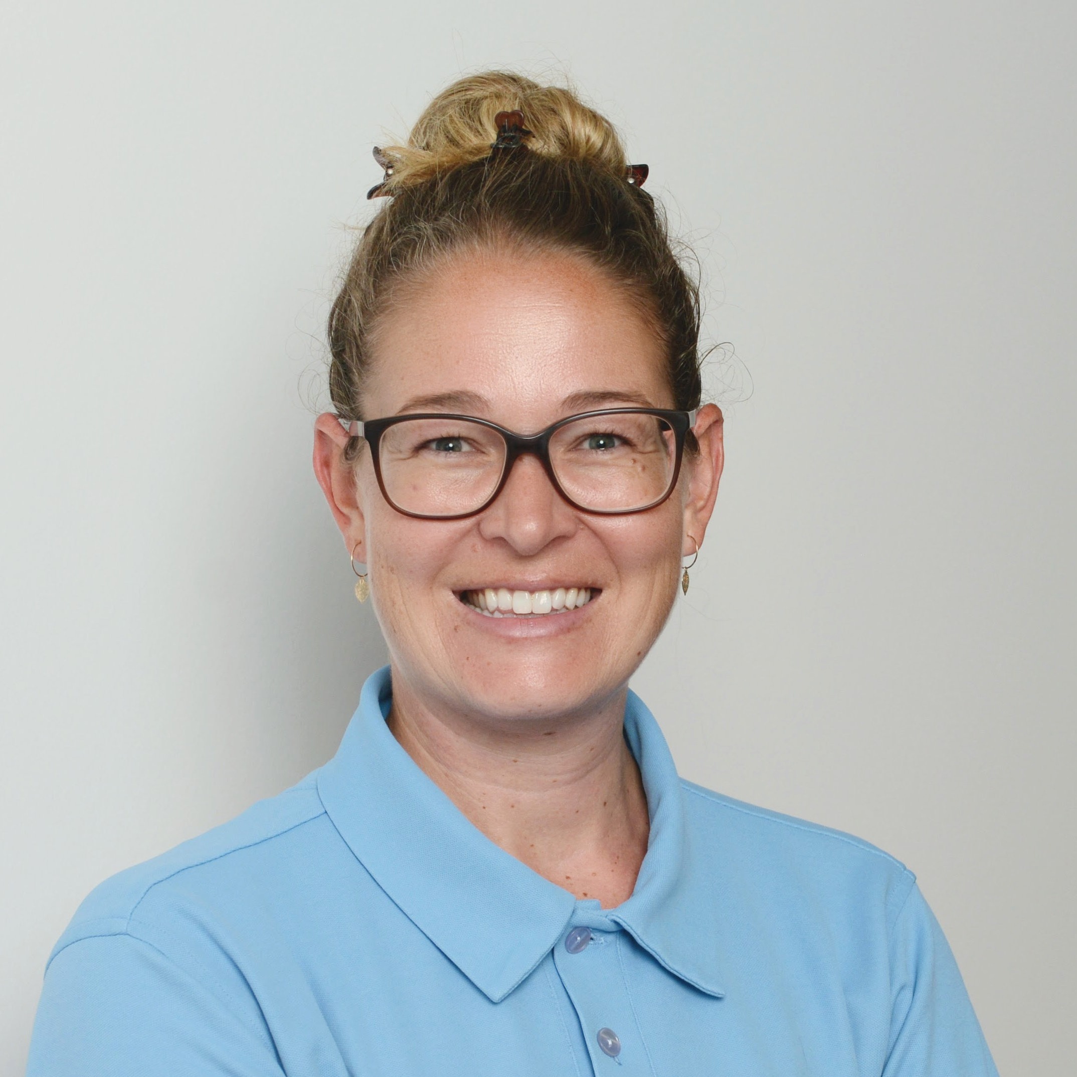 GK: Camacho Yvonne Homepage2