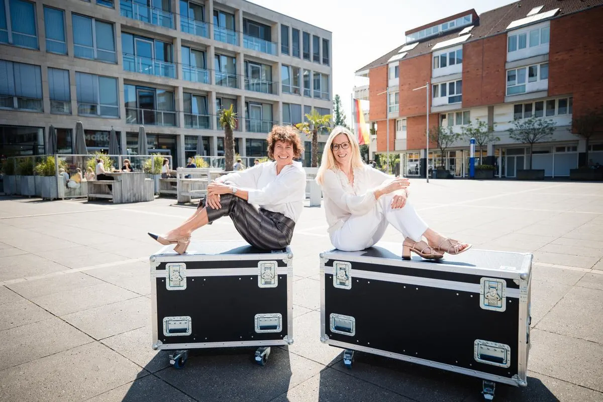 NEW-Musiksommer Viersen Sabine Anemüller, Bürgermeisterin der Stadt Viersen und Claudia Wolters von der NEW