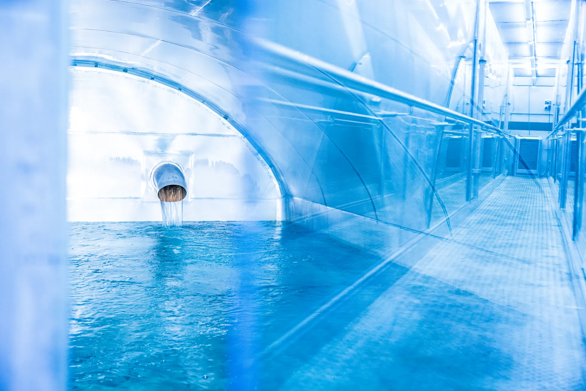 NEW-AG-Wasserwerk-Helenabrunn-LECX3484 Reinwasserbehälter im Wasserwerk Helenabrunn