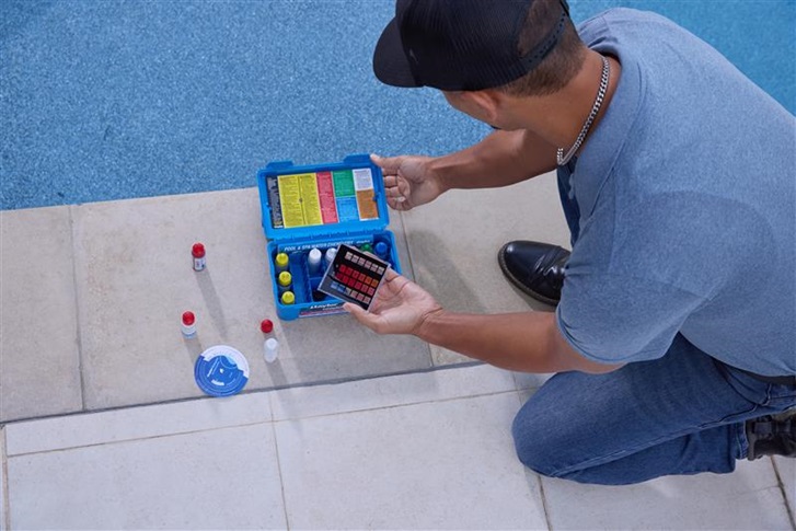 Pool Chemicals: How to Get the Right Balance