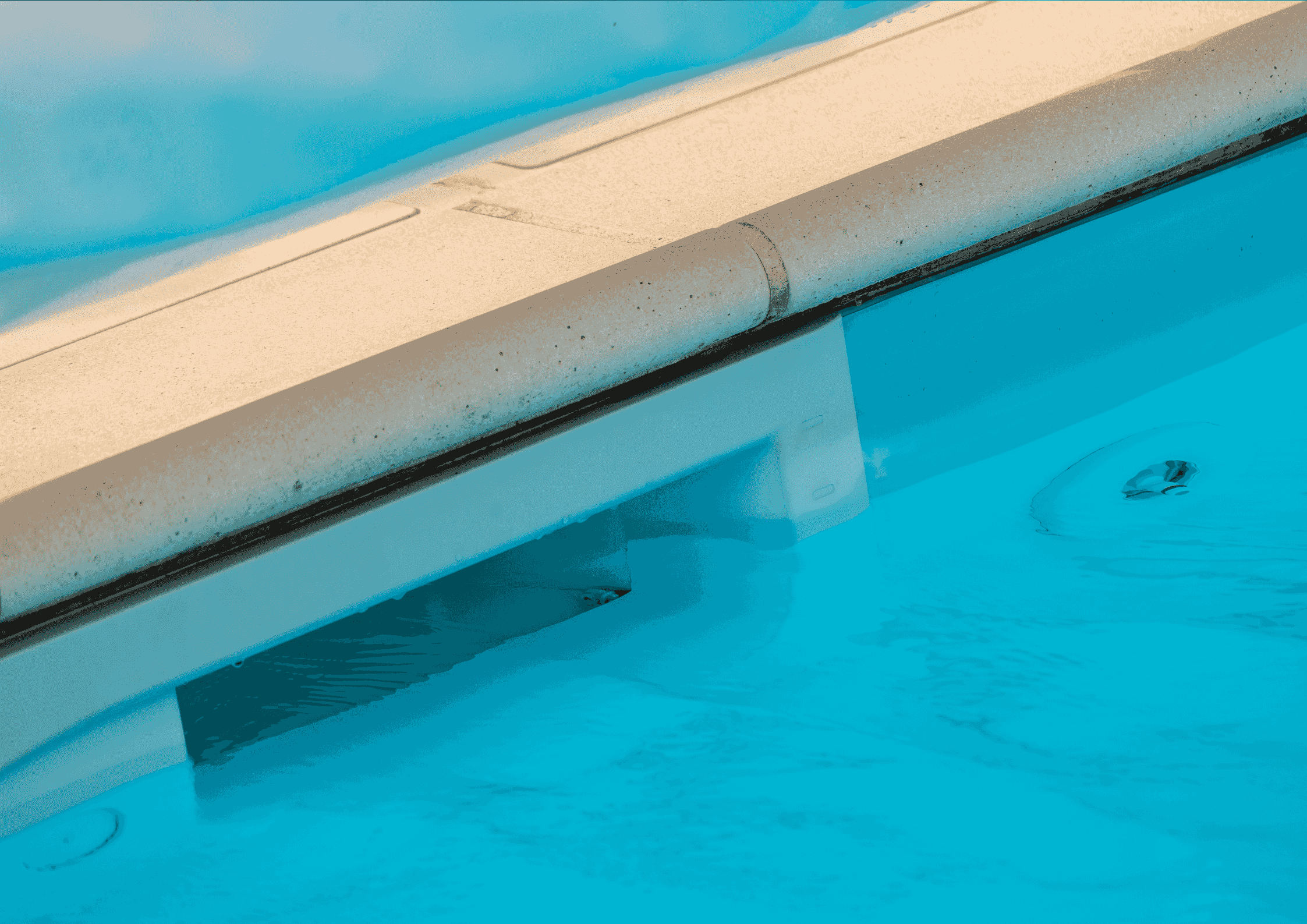 Which FreeRider™ Robotic Pool Cleaner Is Right for My Pool?