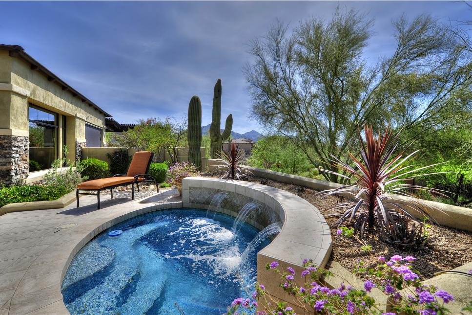Your Guide to Pool Water Features