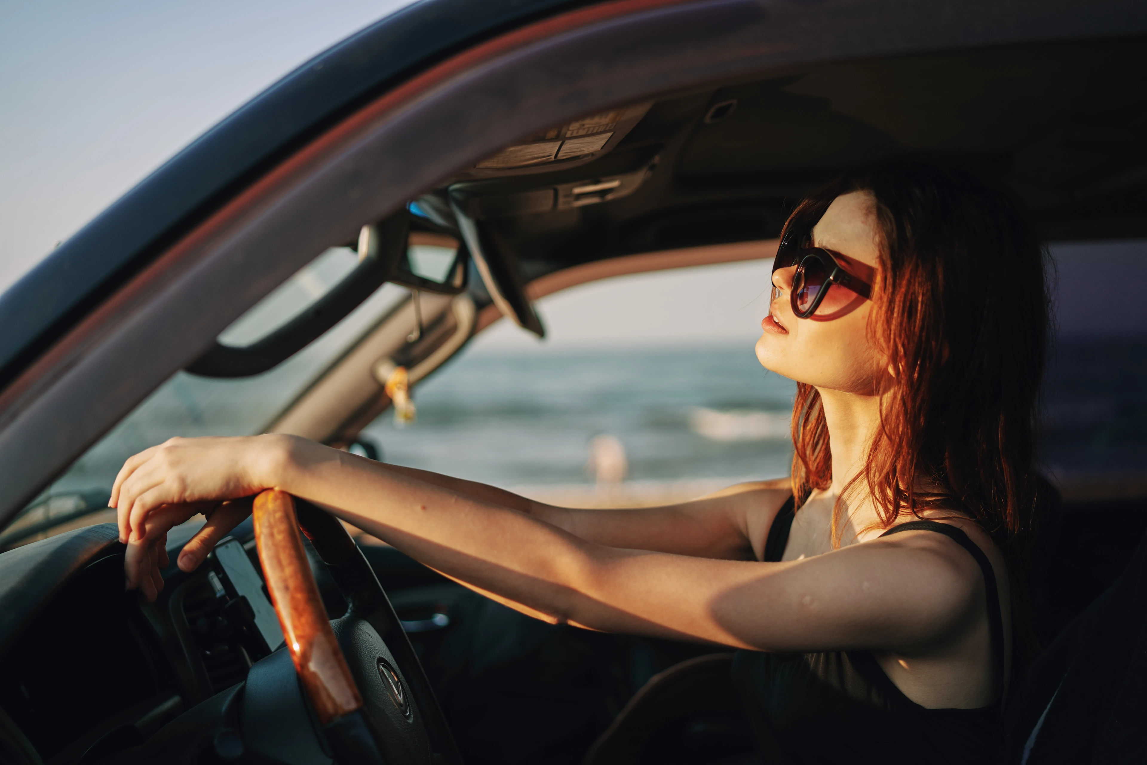 Frau mit Sonnenbrille