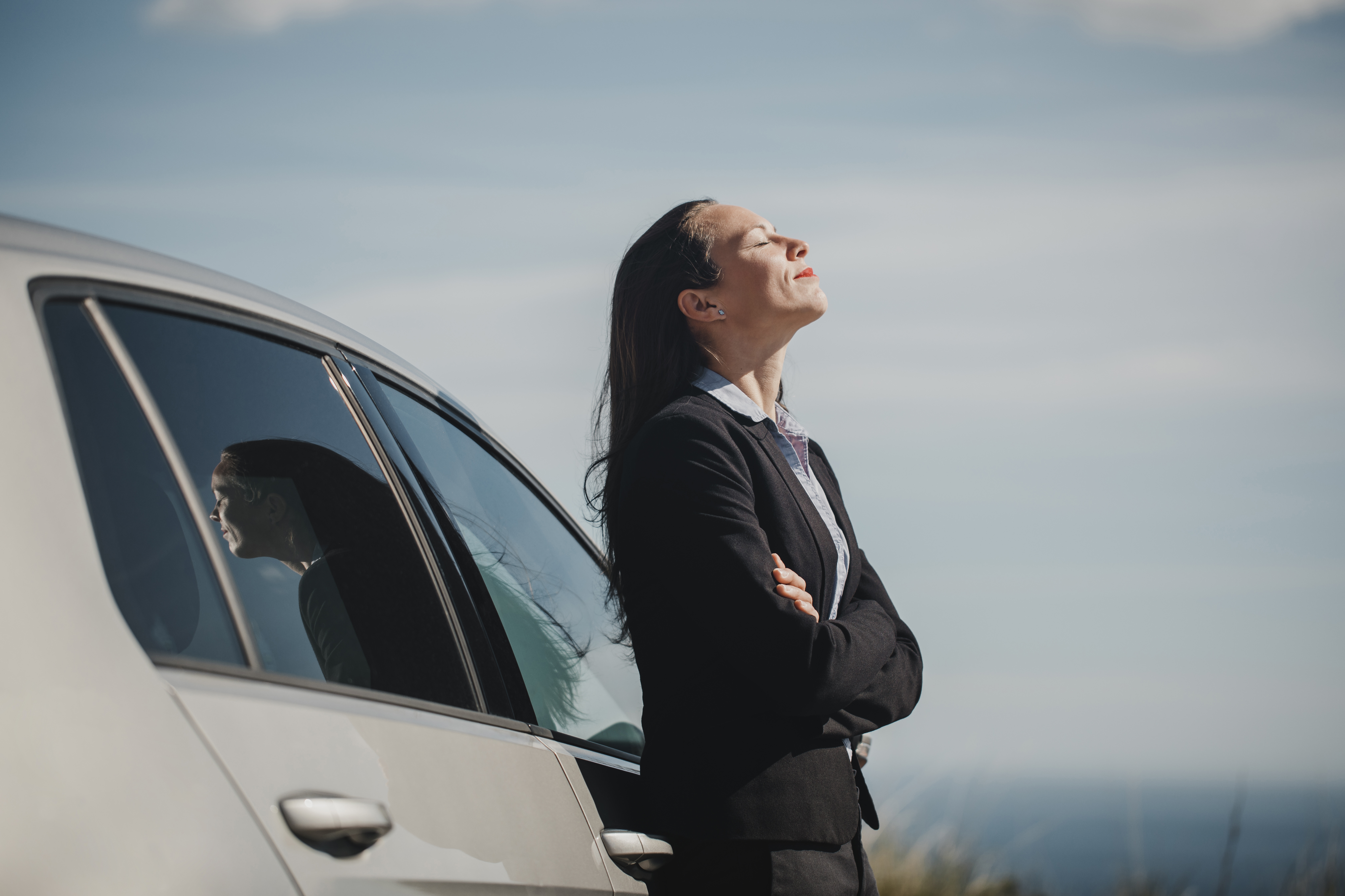 Eine Frau in Businesskleidung