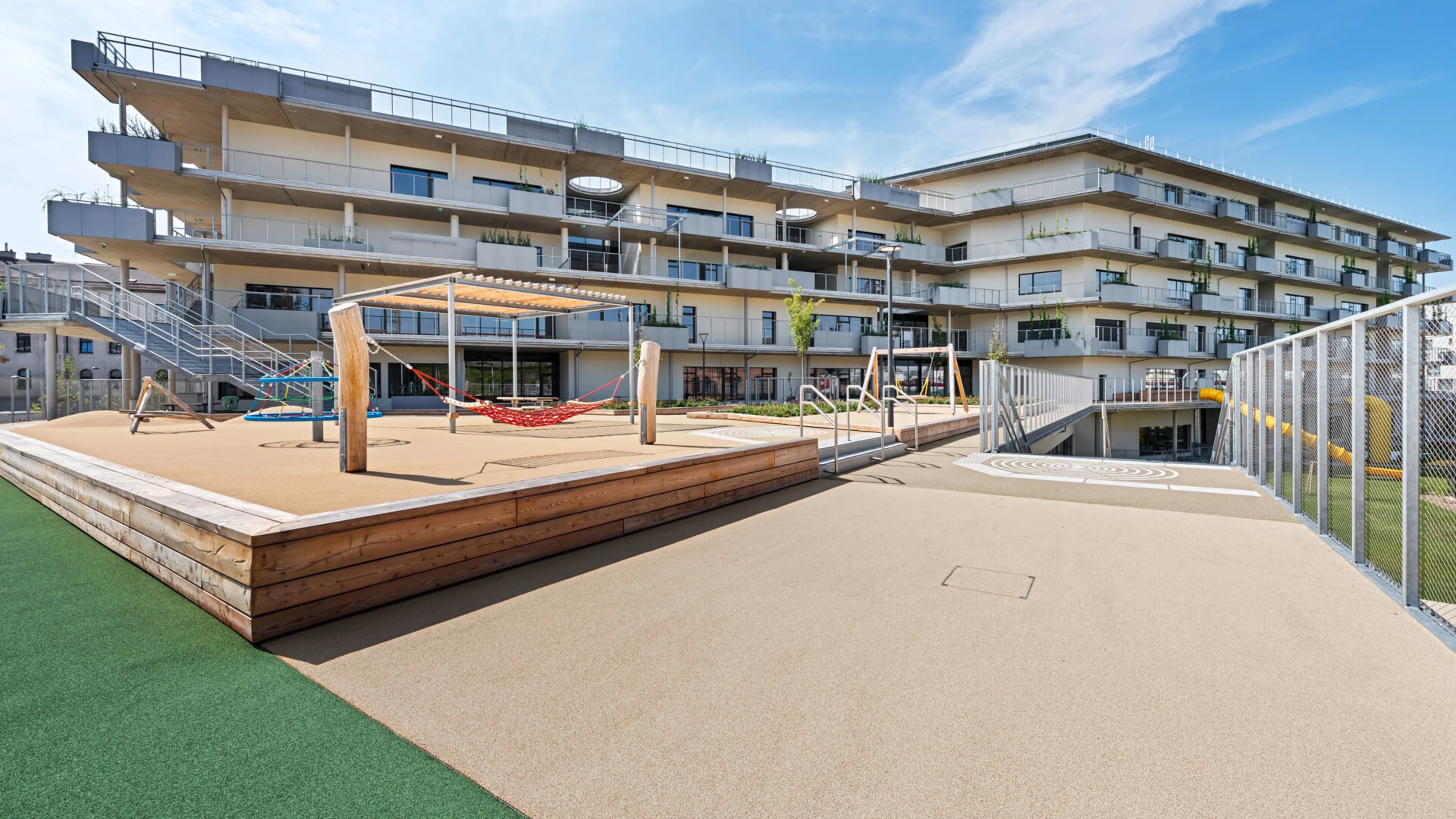 Foto: Campus Landgutgasse aussenansicht
