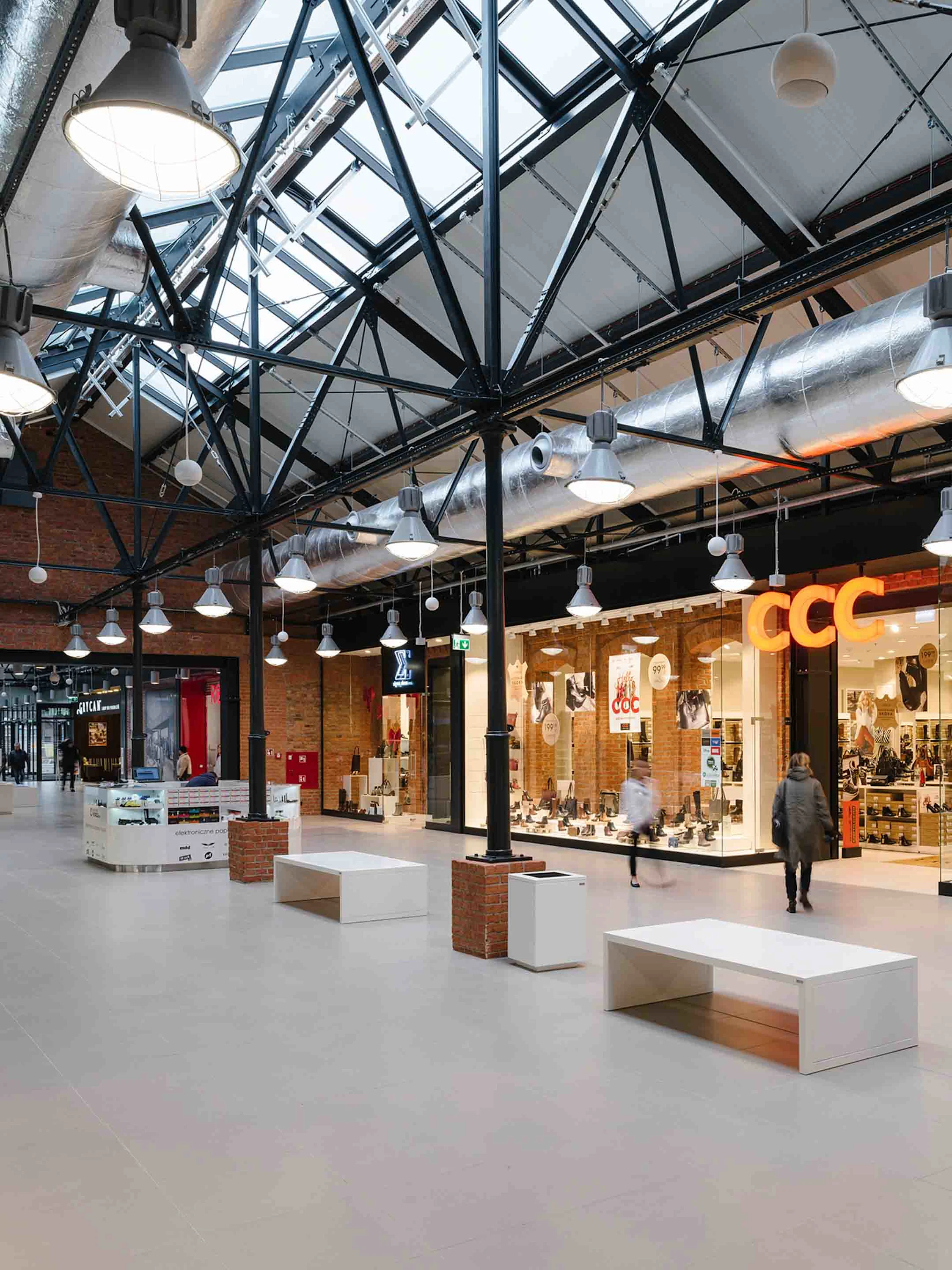 Obraz: Wzornictwo przemysłowe spotyka się z historycznym zabytkiem budowlany