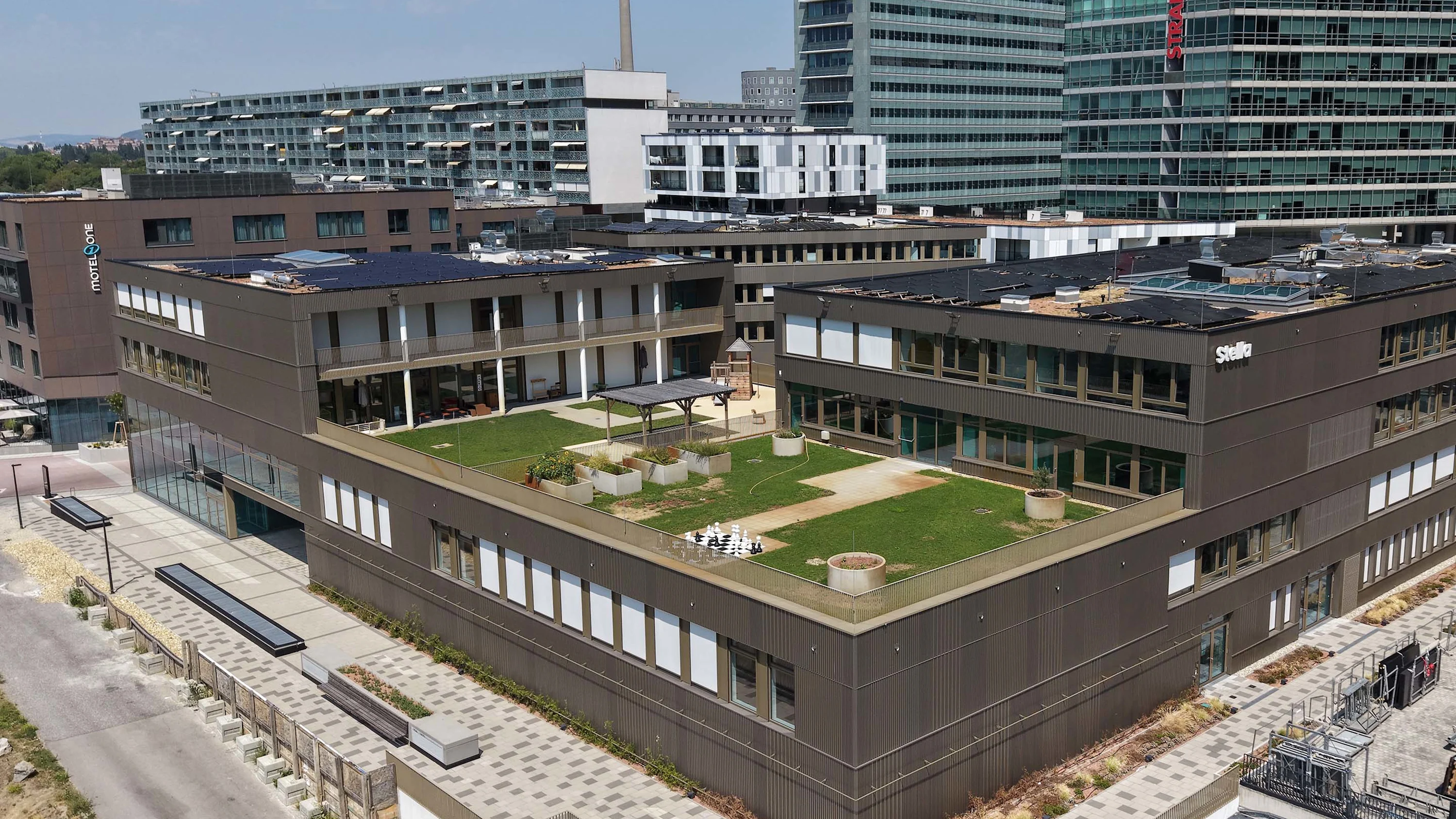 Foto: Die DC Waterline ist fertiggestellt. Ein neues Quartier auf der Donauplatte.
