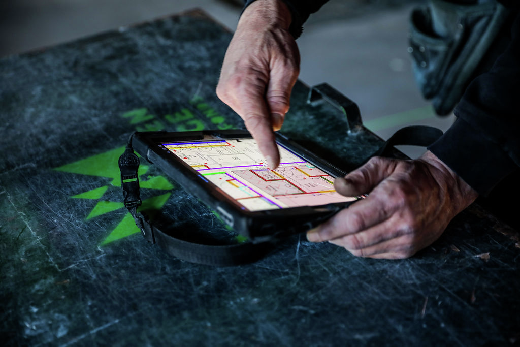 Man using tablet