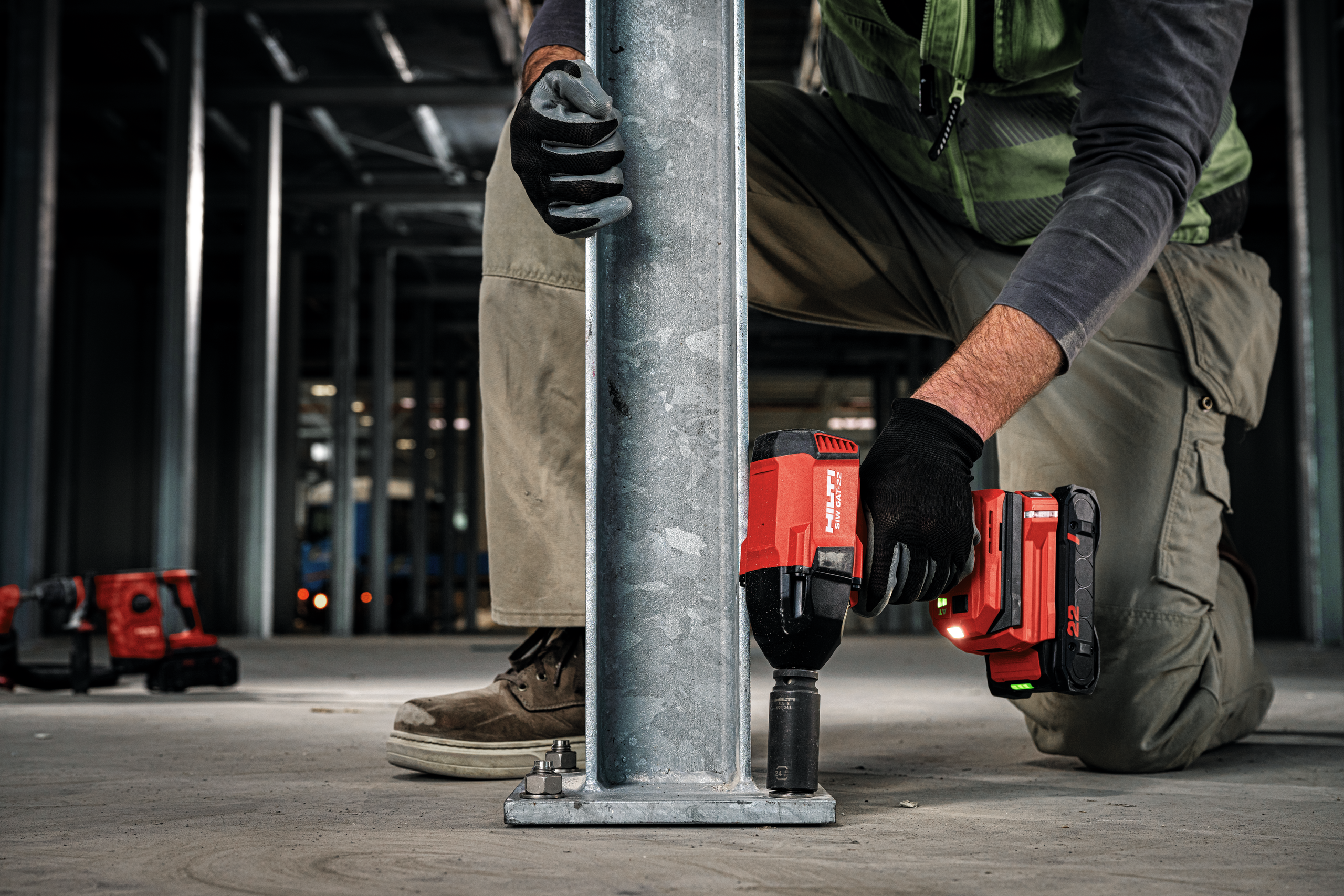 Hilti HST4 asennus AT moduulin kanssa