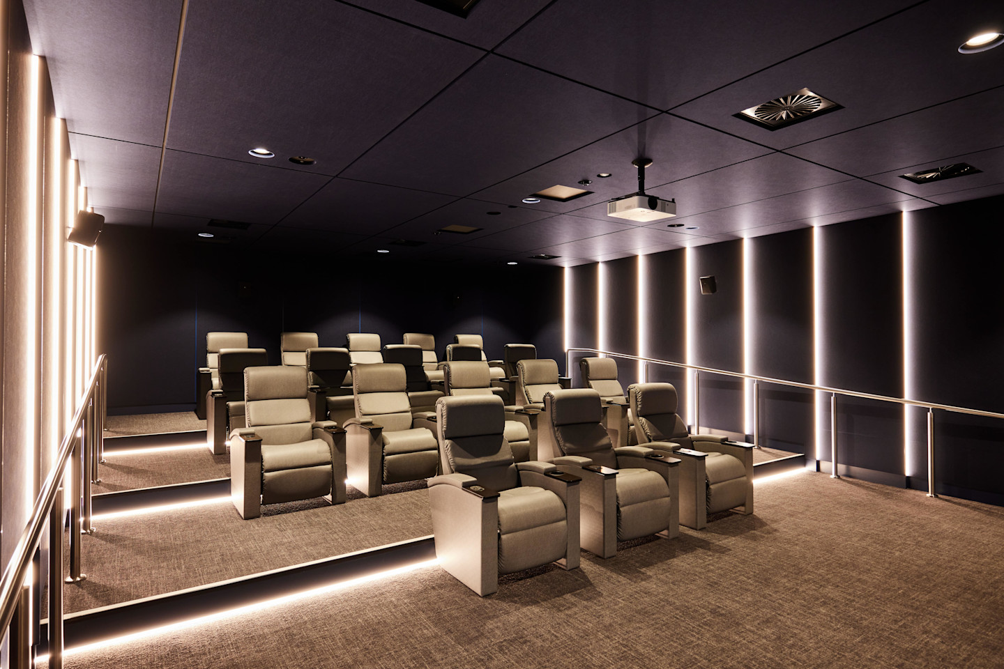 retirement-images-hyson-05-min