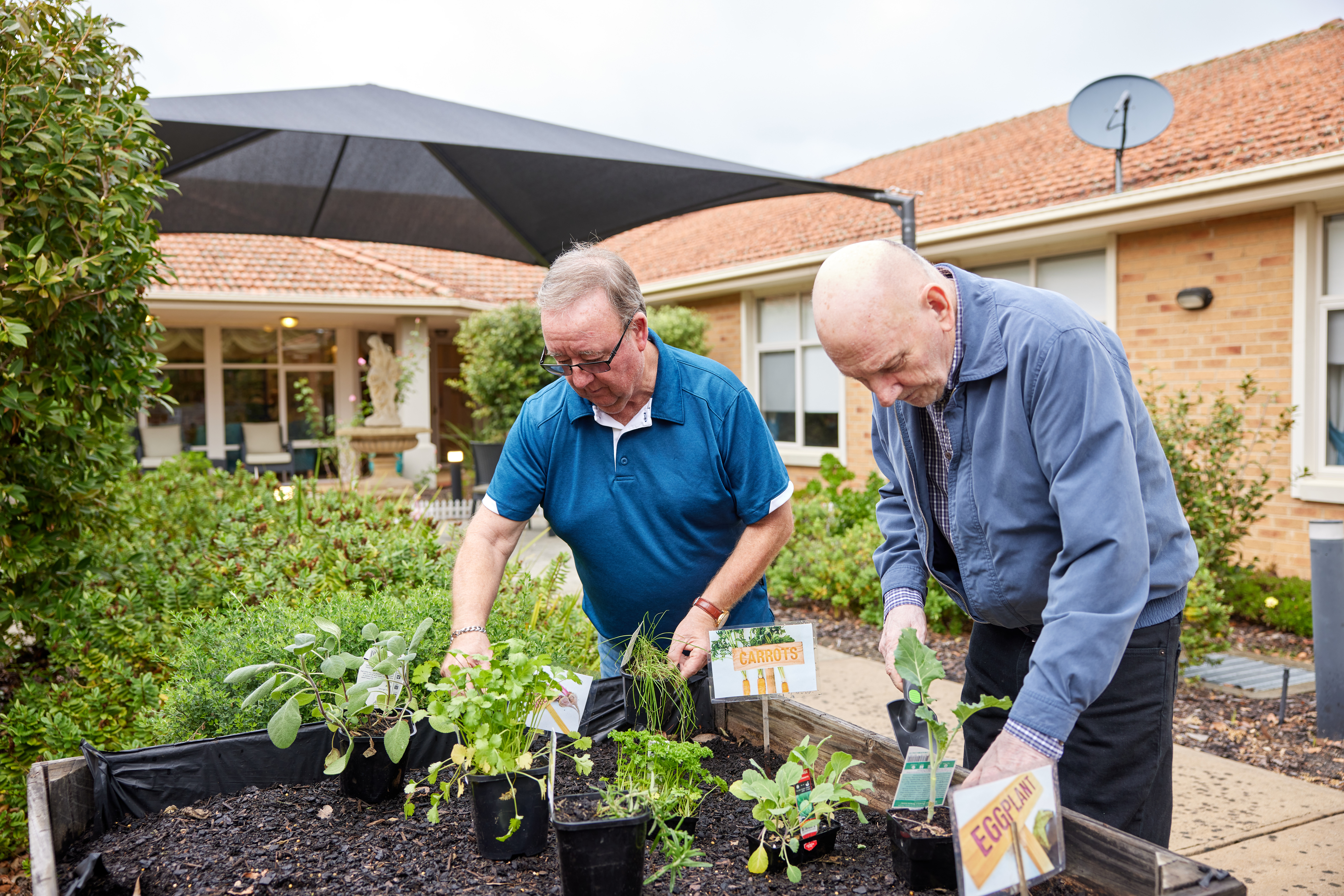 RAC-images-viewhills manor-04