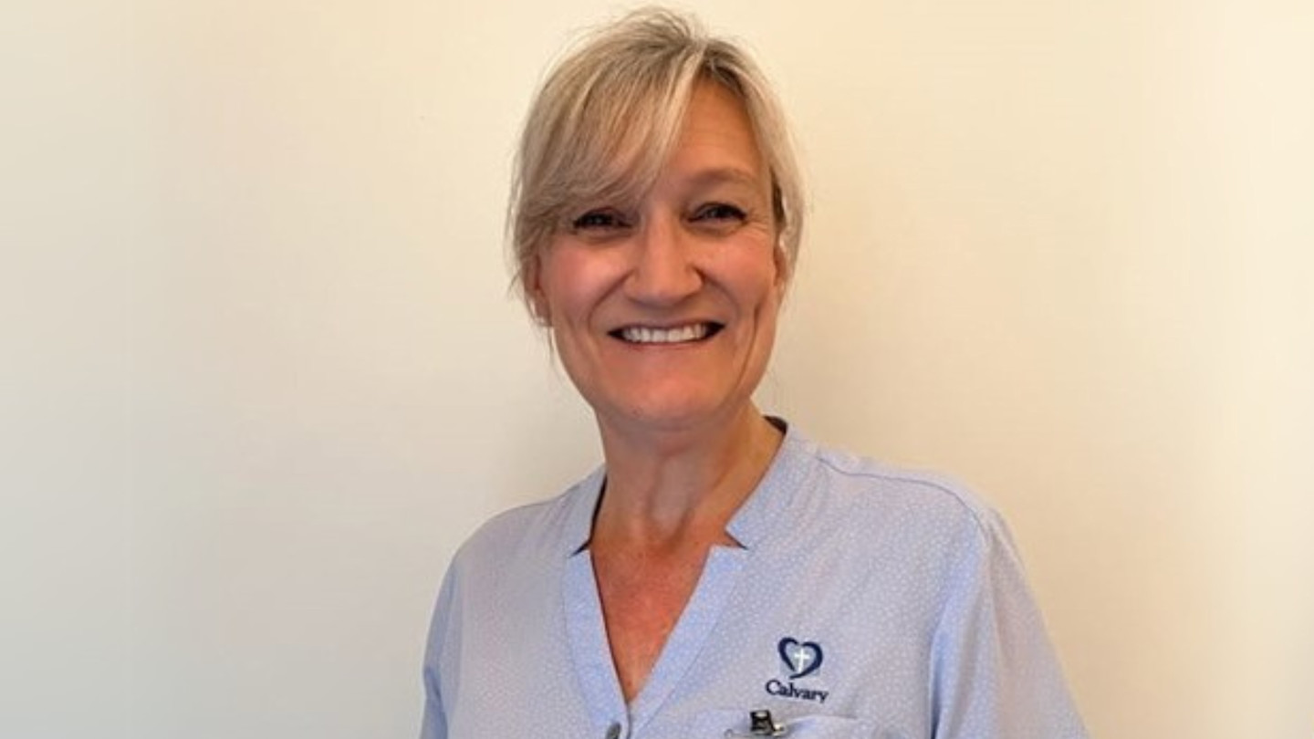 news-main image-Annette puts care into community nursing in the home