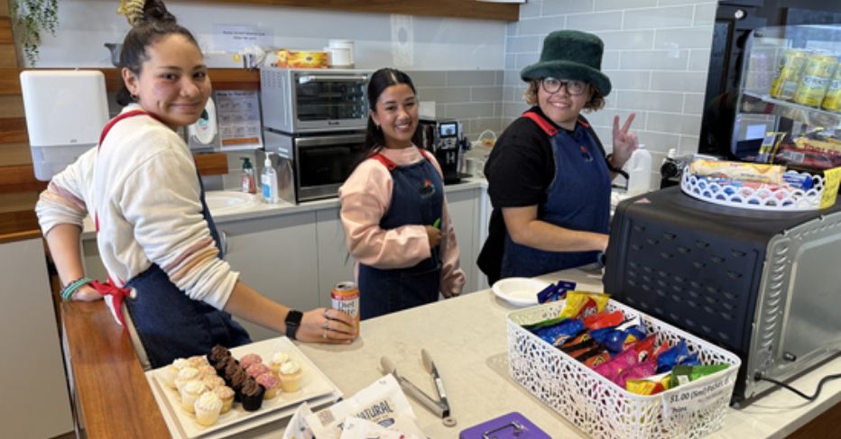 news-main image-Blossoming Calvary-NOSS partnership benefits residents and clients