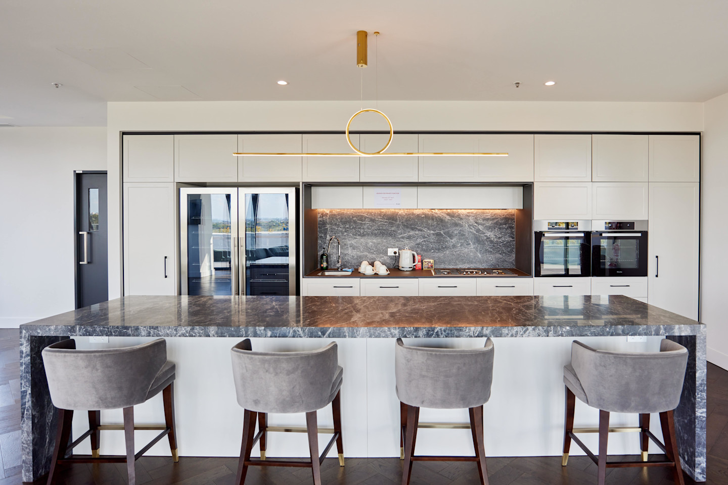 retirement-images-hyson-04-min