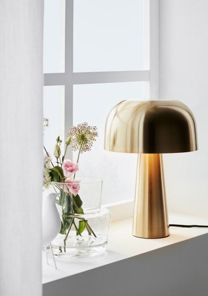 Markslöjd Blanca borðlampi