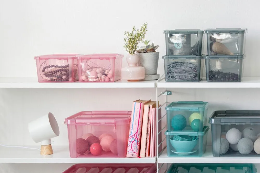 EE SmartStore Colour