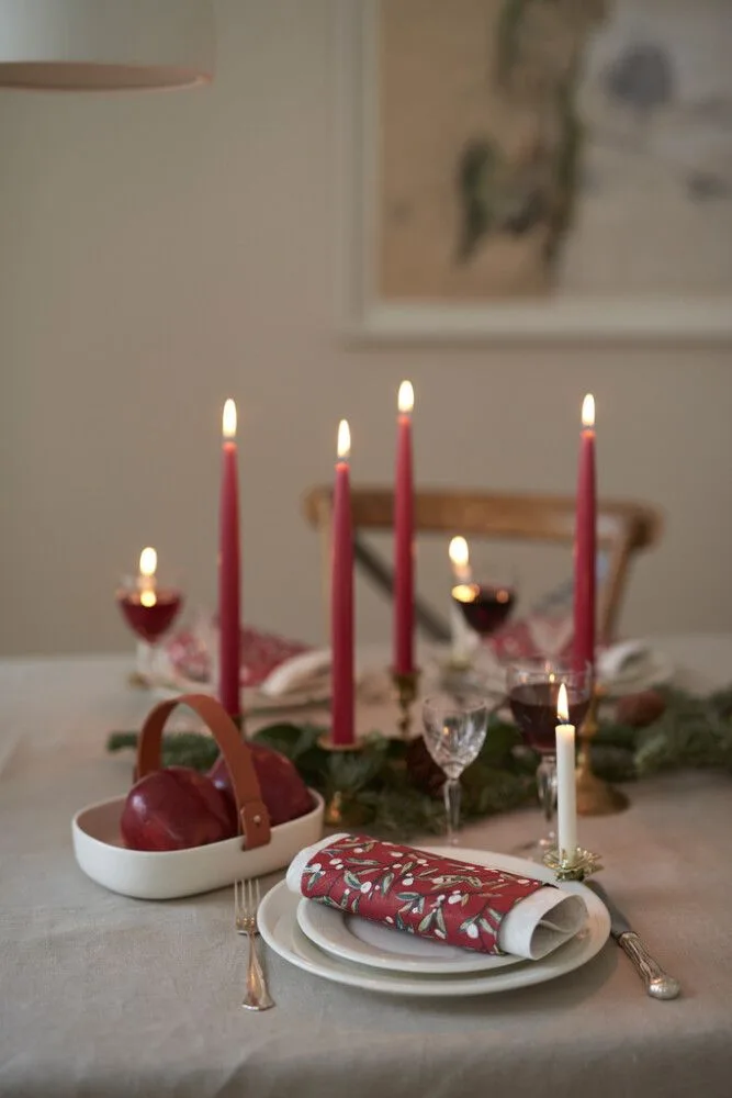 Image FI: Havi pöytäkattaus