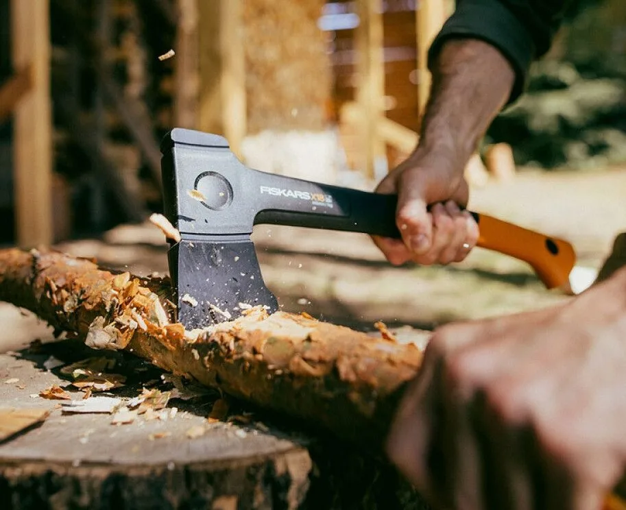 FI Image: Yleiskirves Fiskars X18 1446693