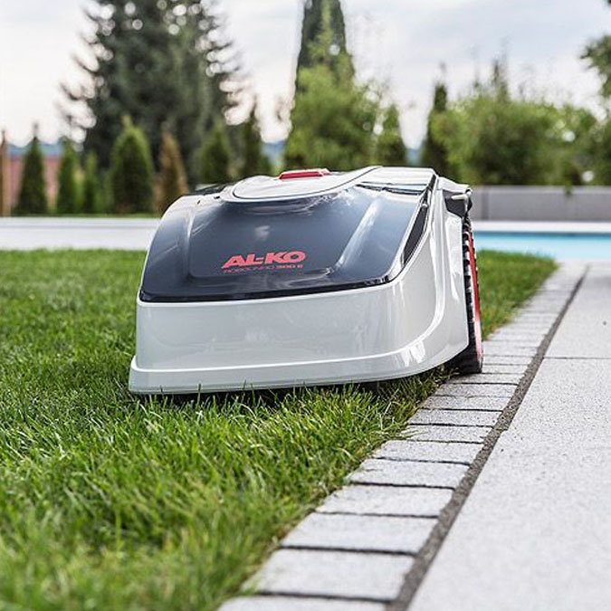 [slatturobotar] Slátturóbotar 250-499 m² Image