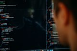 digital-service-data_asset_photo-1511376777868-611b54f68947