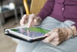ipads-for-the-elderly-the-london-loan-scheme-fighting-digital-exclusion_asset_hand-2906416_1280-1