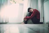 reduce-stigma-mental-health-workplace_asset_photo-1523495338267-31cbca7759e2